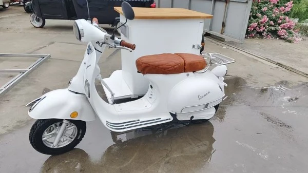 Piaggio Ape Gelato Ice Cream Cart