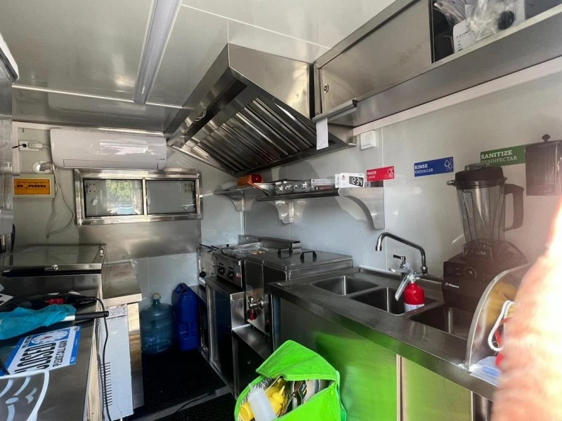 Multi-Window Square Vending Trailer