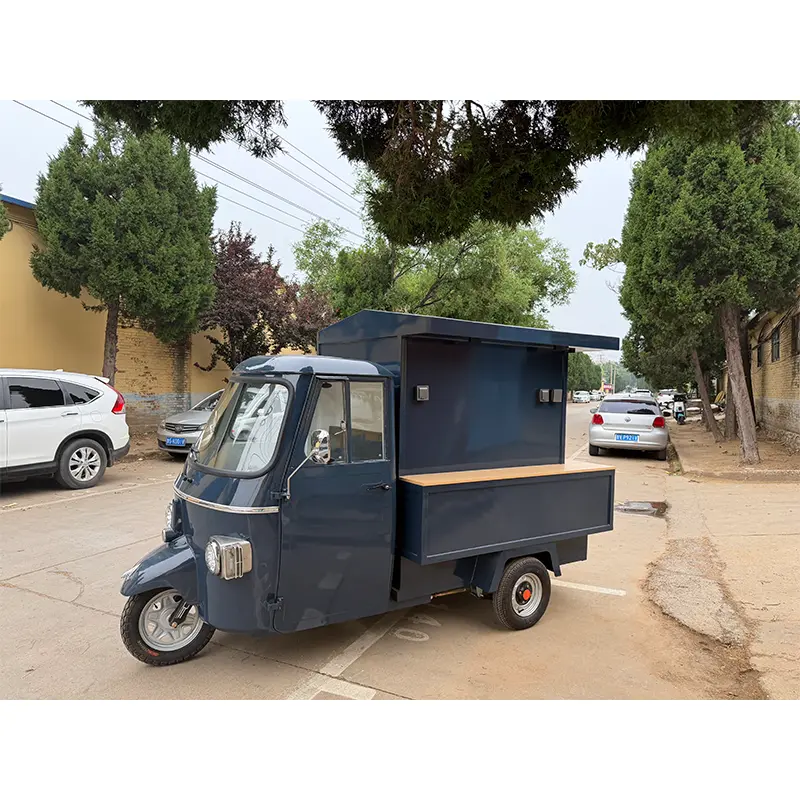 Piaggio hurtigmatvarebil med sideåpning